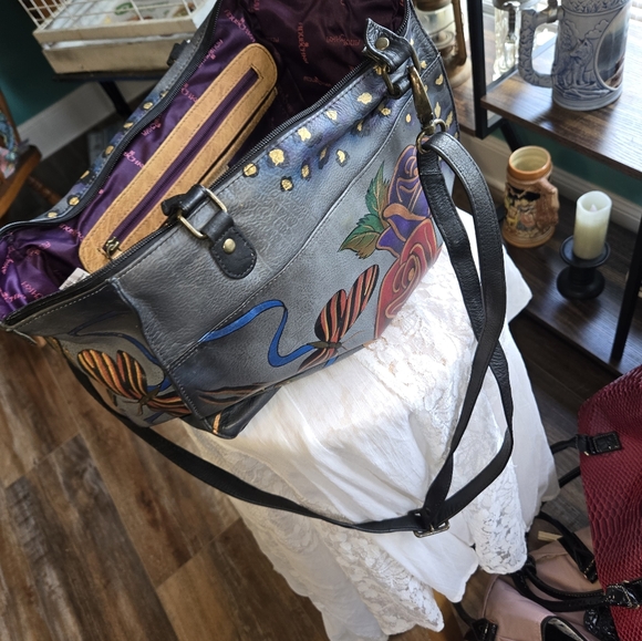 Anuschka LARGE TOTE- A Work of art! Desert Rose pattern. Excellent Condtion. - Picture 15 of 16